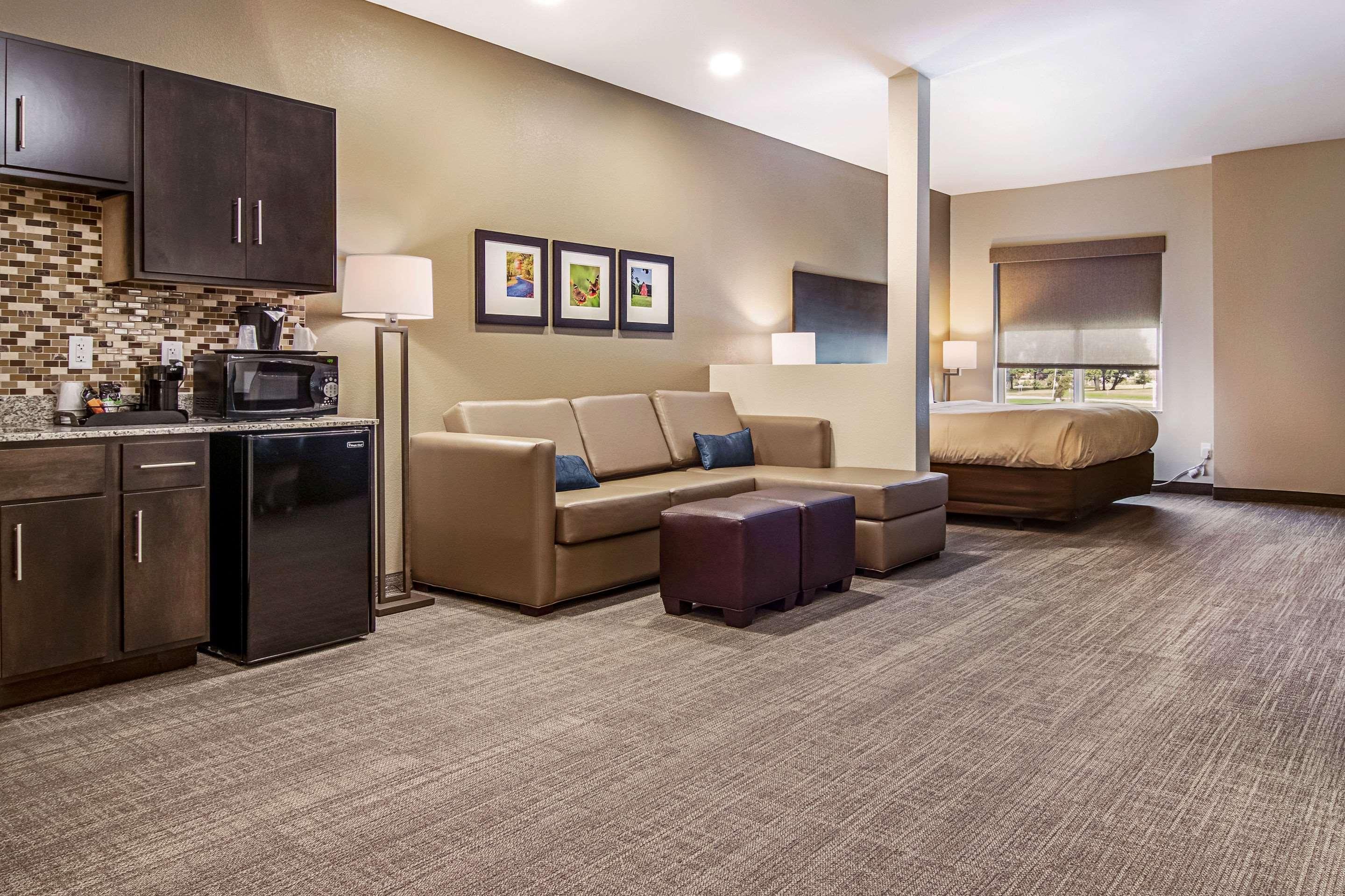 Comfort Suites Wooster Near University Campus Εξωτερικό φωτογραφία