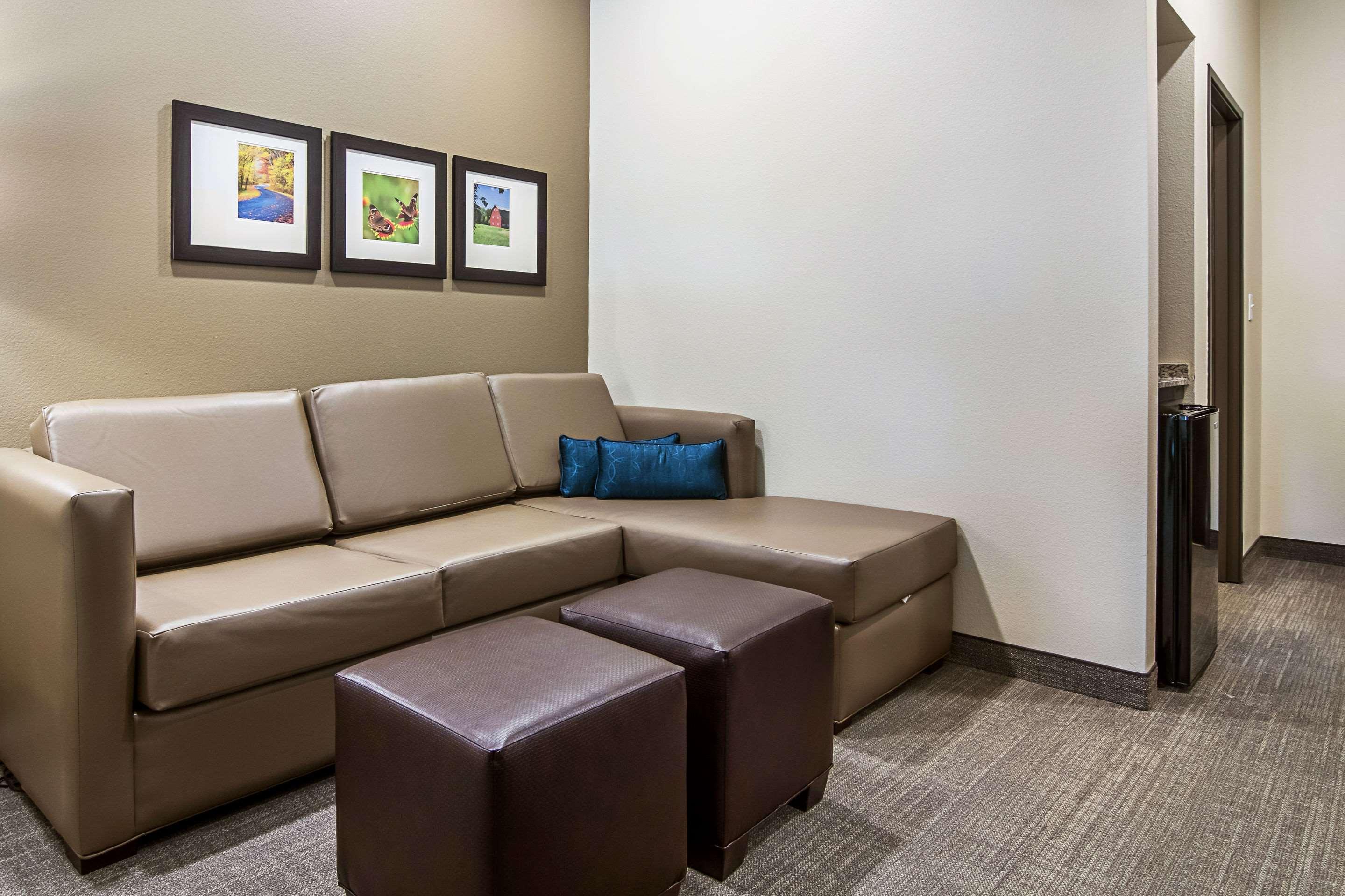 Comfort Suites Wooster Near University Campus Εξωτερικό φωτογραφία