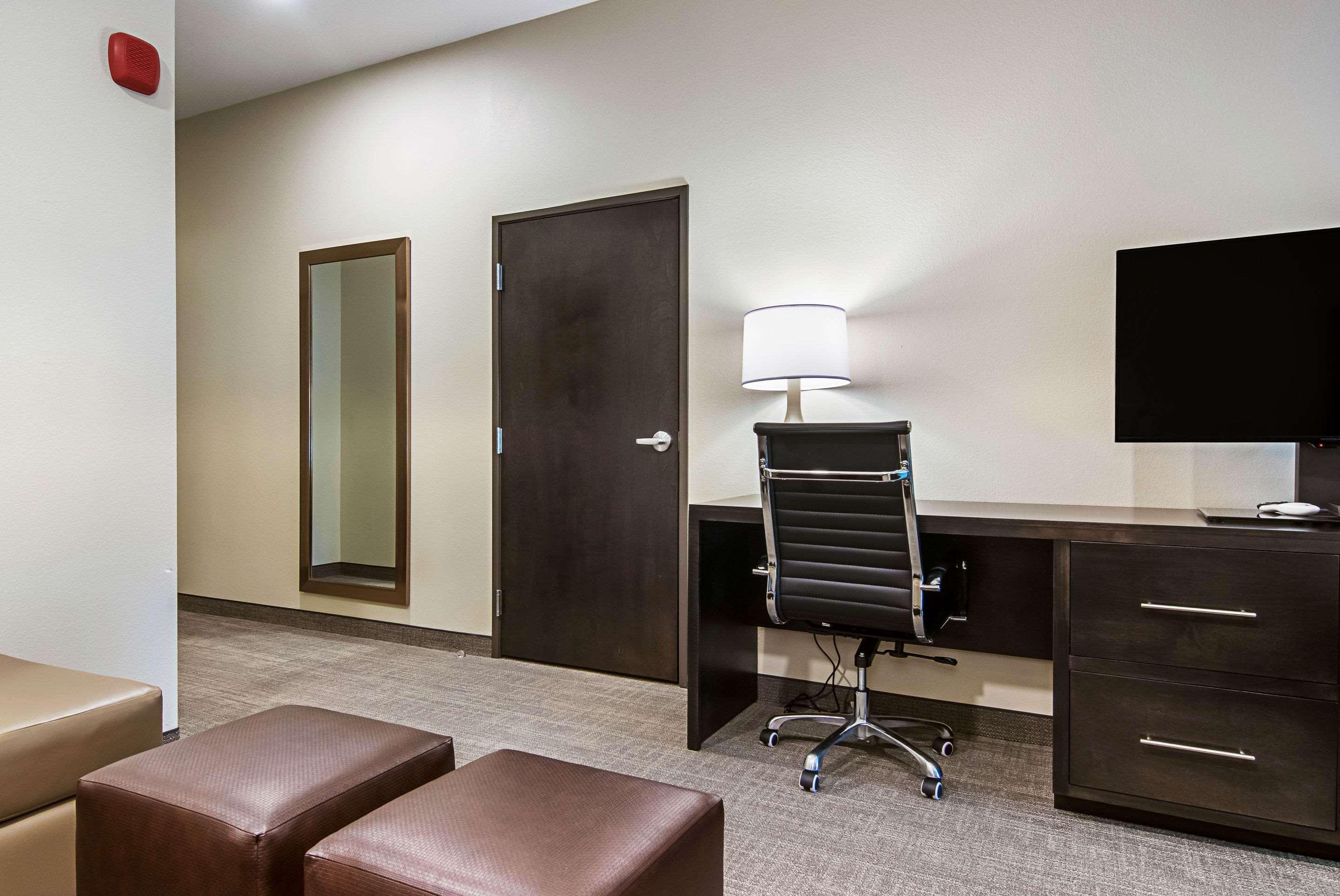 Comfort Suites Wooster Near University Campus Εξωτερικό φωτογραφία