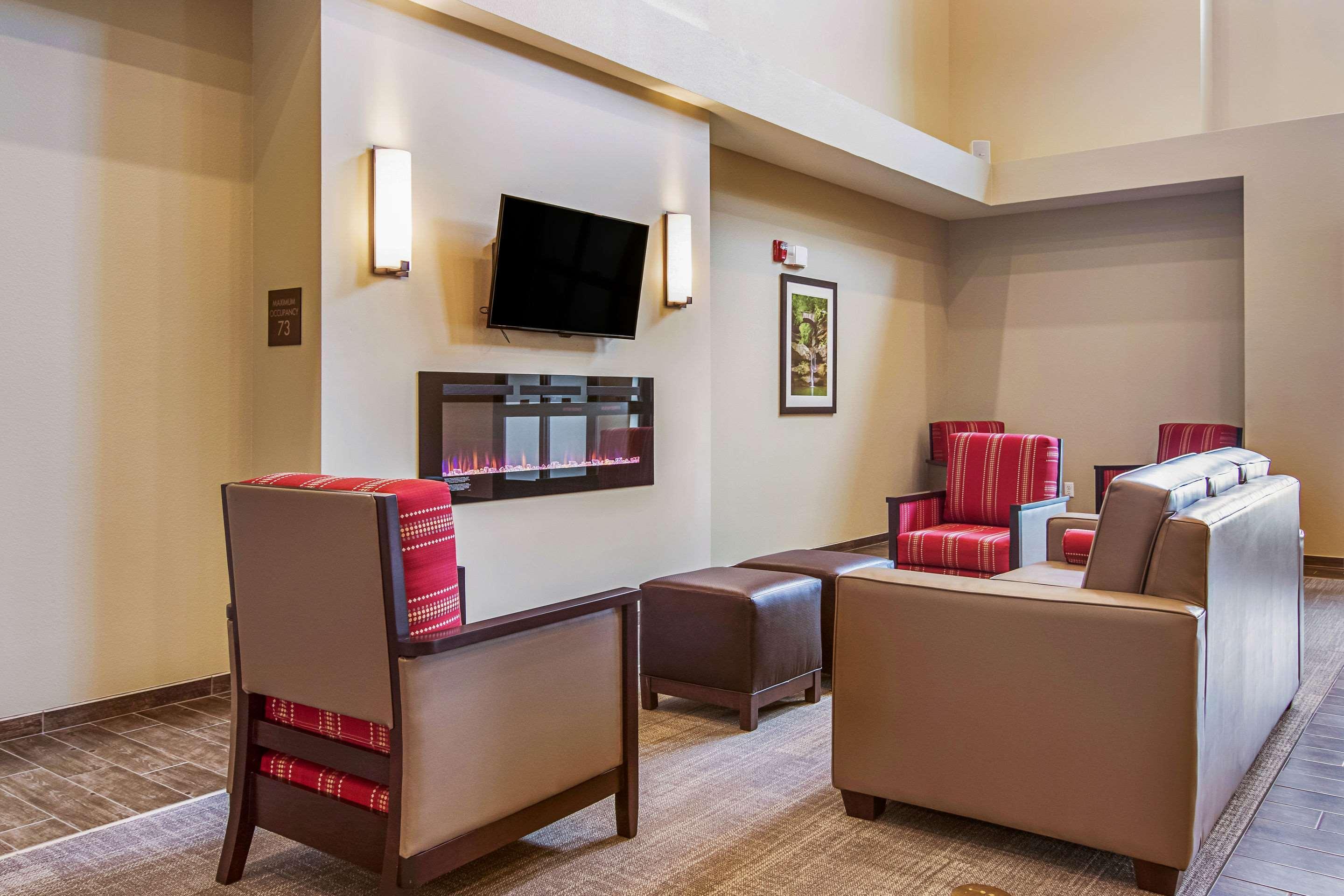 Comfort Suites Wooster Near University Campus Εξωτερικό φωτογραφία