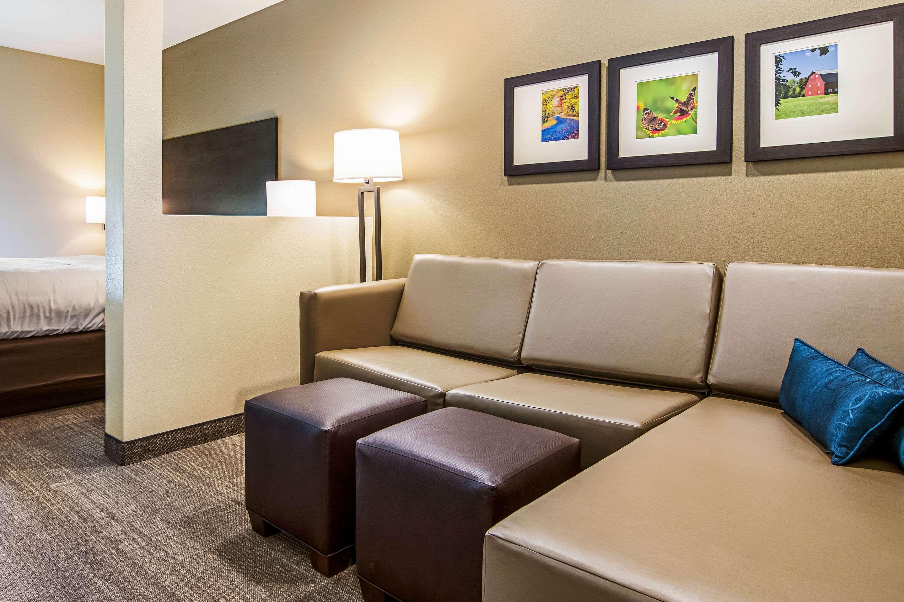 Comfort Suites Wooster Near University Campus Εξωτερικό φωτογραφία