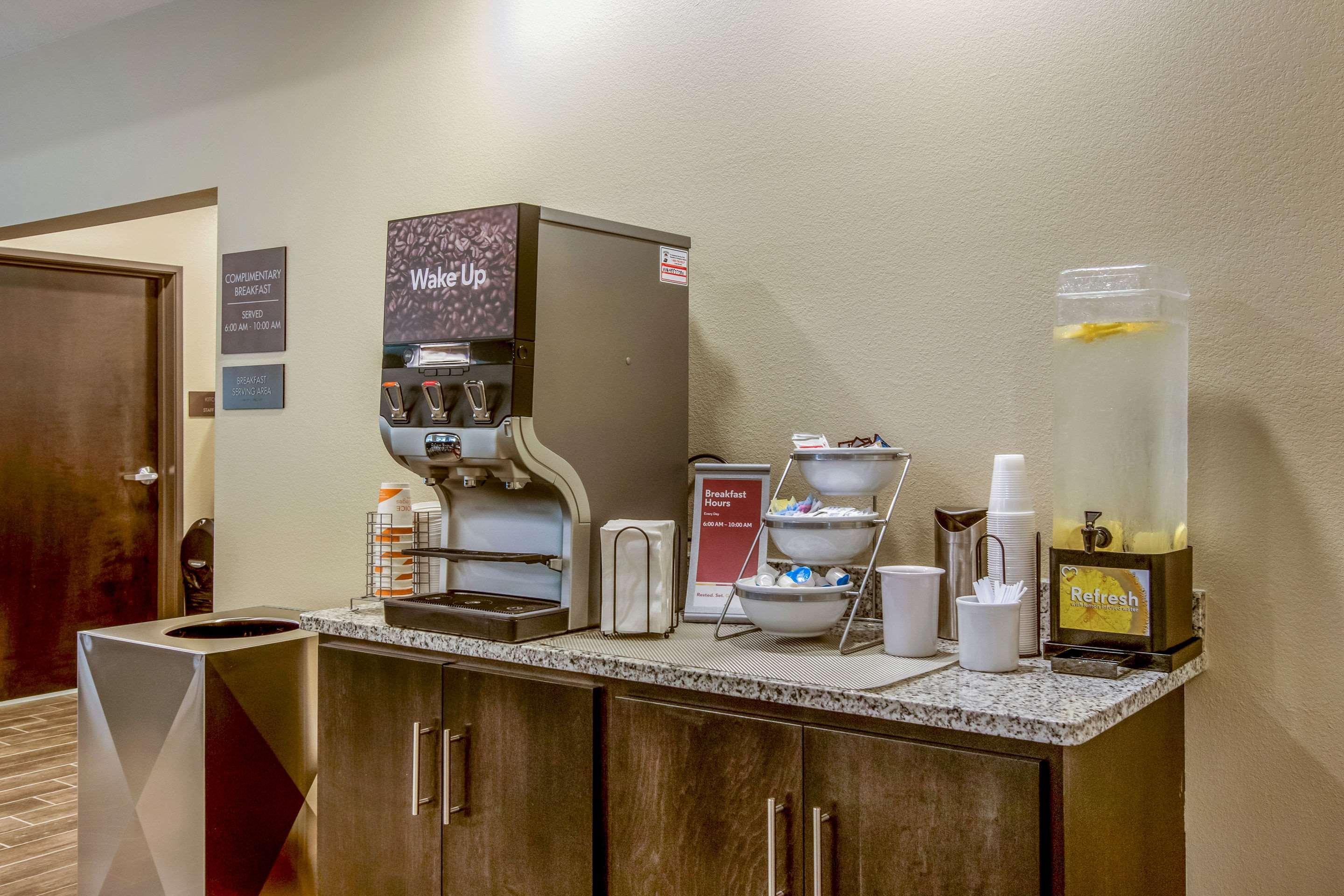 Comfort Suites Wooster Near University Campus Εξωτερικό φωτογραφία