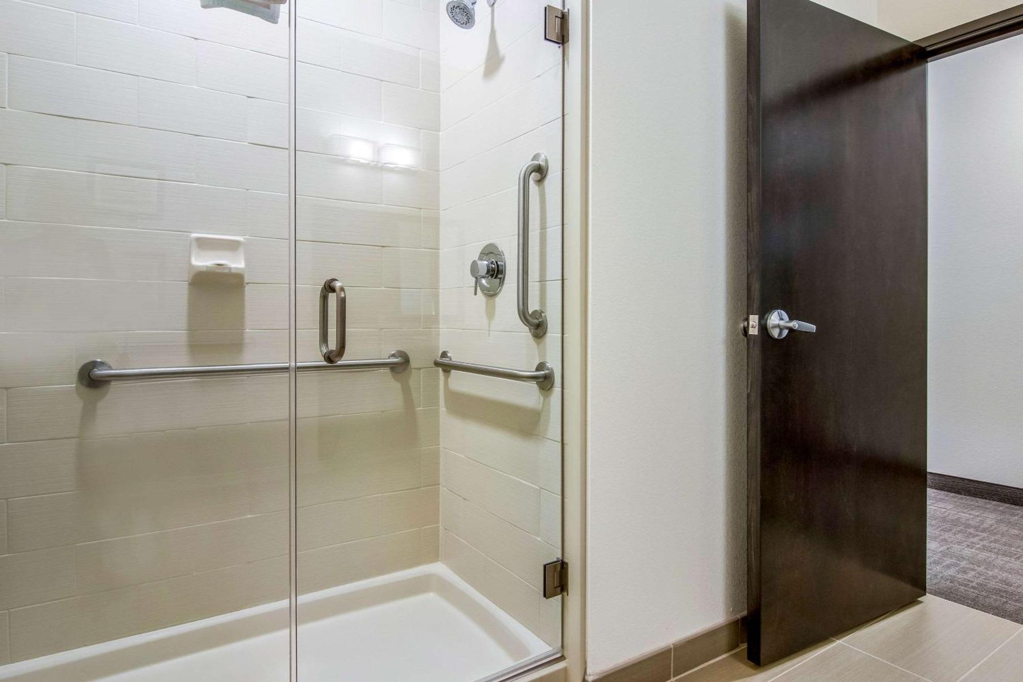 Comfort Suites Wooster Near University Campus Εξωτερικό φωτογραφία